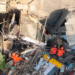 Um casarão desabou parcialmente no bairro do Catete, no Rio de Janeiro, deixando feridos e mobilizando uma operação de resgate com drones e cães farejadores. Bombeiros mantêm buscas por possível vítima soterrada.