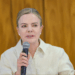 Gleisi Hoffmann, presidente do PT, defende postura do governo federal, reafirma respeito ao Senado e repudia insinuações de negociações políticas em meio a críticas de Davi Alcolumbre.