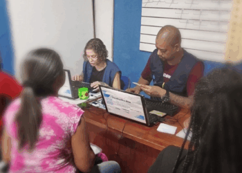 A Prefeitura do Rio promove atendimentos itinerantes do Trabalha Rio em oito bairros, oferecendo cadastro em vagas de emprego e cursos de qualificação. Confira locais, datas e documentos necessários.