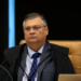 Ministro Flávio Dino determina suspensão imediata das emendas de Eduardo Bolsonaro e Alexandre Ramagem, que estão nos EUA e não exercem funções parlamentares. Medida segue para análise do plenário do STF.