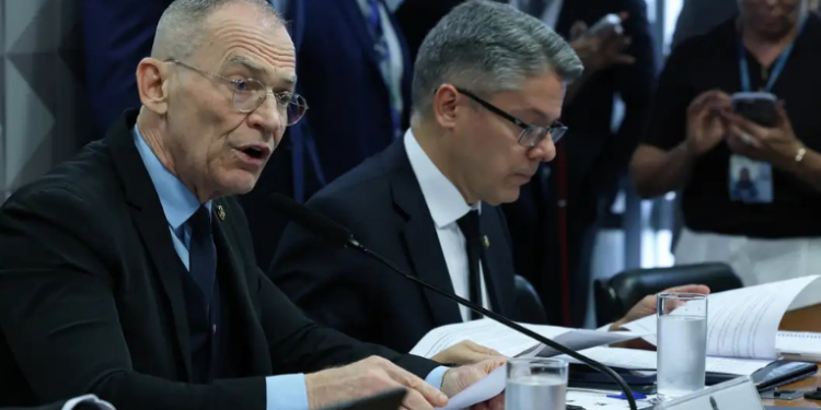 CPI do Crime Organizado convoca Rodrigo Bacellar para depor no Senado
