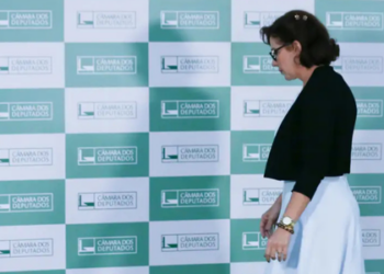 STF derruba decisão da Câmara e cassação de Carla Zambelli é restabelecida
