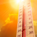 Rio de Janeiro registra Natal de calor intenso, entra em nível 3 de alerta térmico e pode alcançar 40°C. Estado inteiro está sob aviso de calor excessivo, segundo a Secretaria de Saúde.