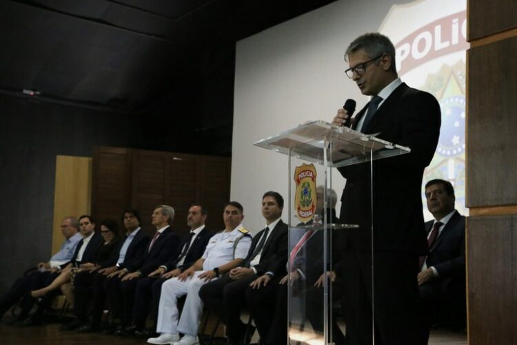Macário Ramos Judice Neto - A prisão sem jantar: Como um encontro inexistente pode destruir a magistratura brasileira