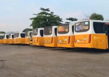 Falta de combustível paralisa mais de 60 linhas de ônibus no Rio