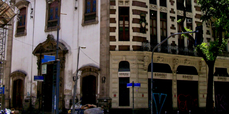 MPRJ denuncia mulher por desviar R$ 12 milhões de instituições católicas no Rio