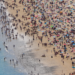 O Rio de Janeiro registrou neste sábado (10) temperaturas próximas de 40ºC, com praias cheias e cariocas e turistas se refrescando no mar. O calor deve se manter nos próximos dias, alerta Protocolo de Calor.