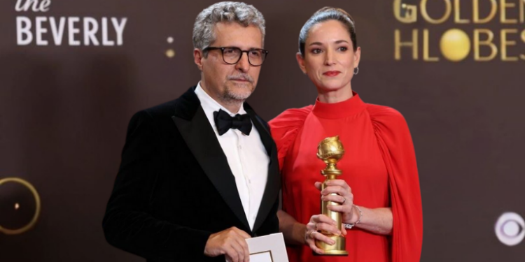 O Agente Secreto vence Globo de Ouro e Kleber Mendonça Filho critica ex-presidente Bolsonaro