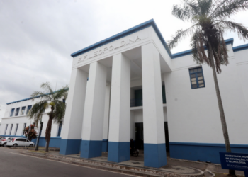 Mais de 1.000 vagas: Prefeitura de Campos lança concurso para magistério