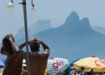 O Rio de Janeiro entrou em alerta máximo devido à onda de calor, com previsão de temperaturas acima de 40 °C. Governo intensifica ações emergenciais e capital segue em Nível de Calor 3.