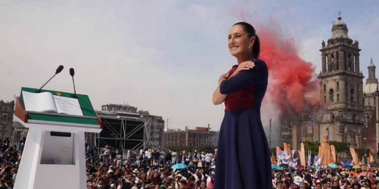 A presidenta do México reforça que não aceitará qualquer ação militar dos Estados Unidos em seu território e defende que a cooperação em segurança seja baseada no respeito à soberania nacional.