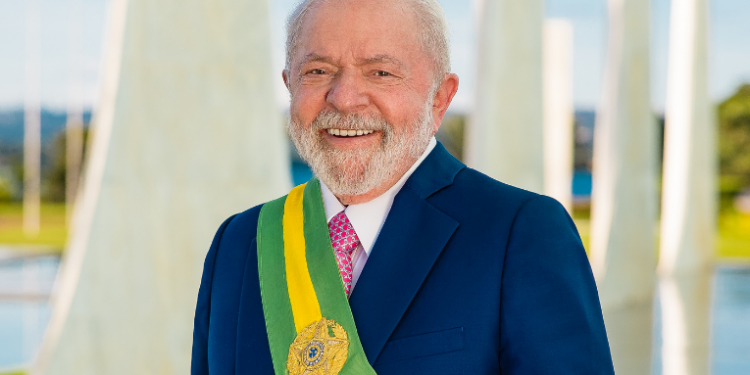 Lula sanciona LOA de 2026 e amplia tensão com o Congresso Nacional