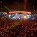 Presidente argentino sobe ao palco e canta em festival tradicional de Córdoba