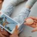 : O celular toma o sono: os perigos da síndrome do sono insuficiente em jovens