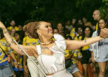 Unidos da Tijuca entra na fase final de ensaios para o Carnaval 2026. Enredo homenageia Carolina Maria de Jesus e fantasias são 100% gratuitas à comunidade.