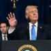 Donald Trump voltou a defender a incorporação da Groenlândia aos Estados Unidos, alegando motivos de segurança nacional. A fala gerou críticas da Dinamarca, da Groenlândia e reacendeu tensões diplomáticas na Europa.