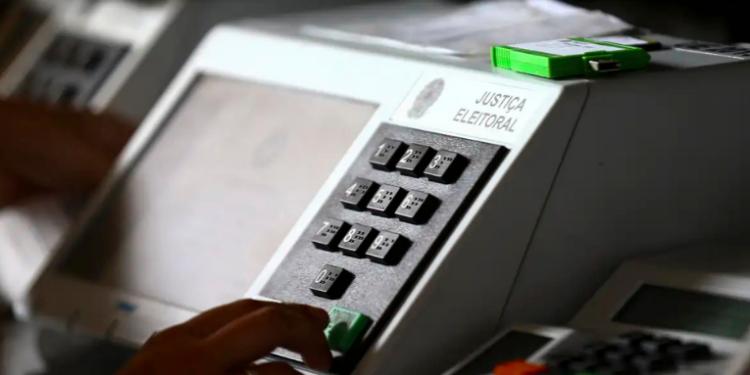 Eleitores podem atualizar título até 6 de maio para votar em 2026.