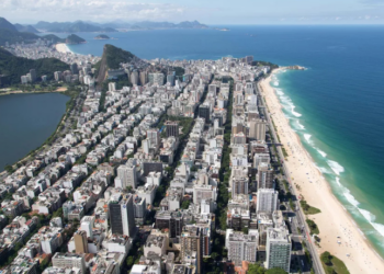 IPTU 2026 no Rio de Janeiro: emissão de guias começa nesta quarta-feira. Pagamento da cota única ou primeira parcela até 6 de fevereiro garante 7% de desconto.