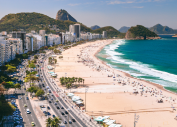 O projeto “Todo Mundo no Rio” terá nova edição em 2 de maio na Praia de Copacabana. Prefeito Eduardo Paes confirmou a data, mas ainda não revelou o artista ou grupo que se apresentará.