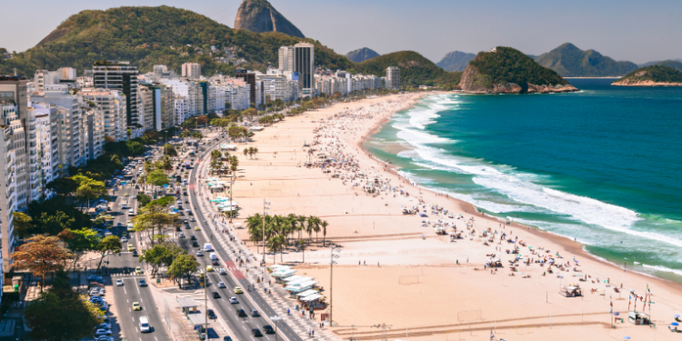 O projeto “Todo Mundo no Rio” terá nova edição em 2 de maio na Praia de Copacabana. Prefeito Eduardo Paes confirmou a data, mas ainda não revelou o artista ou grupo que se apresentará.