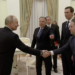 Representantes dos Estados Unidos desembarcam em Moscou para rodada de conversas com Vladimir Putin sobre guerra na Ucrânia e relações bilaterais.