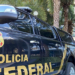 Polícia Federal deflagra operação para investigar possíveis irregularidades em investimentos do Rioprevidência, envolvendo aplicações de cerca de R$ 970 milhões entre 2023 e 2024.