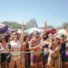 Carnaval de rua do Rio de Janeiro em 2026 reúne blocos LGBTQIA+ e coletivos diversos, promovendo música, arte, inclusão, sustentabilidade e cidadania.