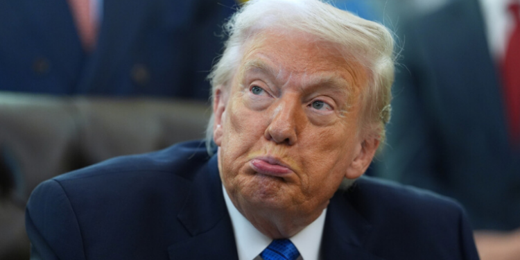 Europa reage a tensões com governo Trump e traça plano estratégico