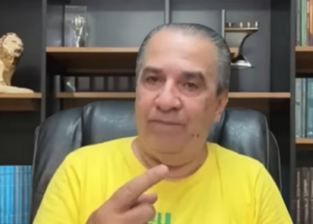 STF notifica Silas Malafaia para responder denúncia da PGR por injúria e calúnia contra o comandante do Exército. Defesa tem prazo de 15 dias.