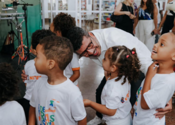 O programa Tô de Férias na Escola em Niterói oferece até 30 de janeiro atividades educativas, culturais e esportivas para crianças da rede municipal, com participação de 14 unidades escolares e centros de formação.