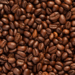 O Brasil exportou 40 milhões de sacas de café em 2025, volume 20,8% menor que em 2024, mas atingiu receita recorde de US$ 15,586 bilhões. Alemanha e EUA lideram importações, e o arábica domina o mercado.