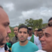 Carlos Bolsonaro se juntou à “Caminhada pela Liberdade” de Nikolas Ferreira, que percorre 240 km de Paracatu a Brasília em protesto contra medidas do STF e a prisão do ex-presidente Jair Bolsonaro.