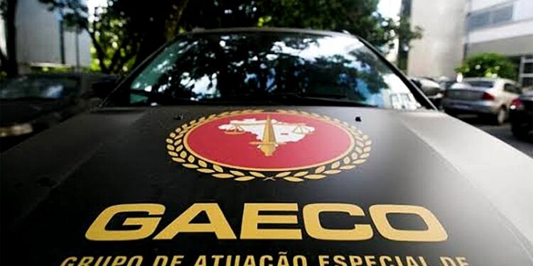 Operação Fazenda Garcia mira esquema de furto de petróleo em oito estados