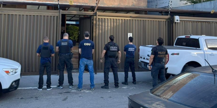 PF deflagra 9ª fase da Overclean e investiga deputado federal.