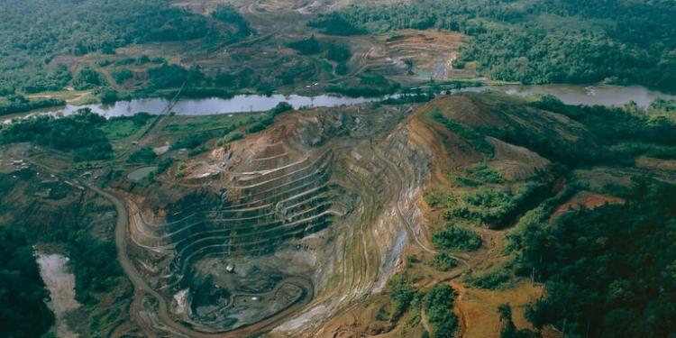 EUA avançam em parceria com Brasil para processamento de minerais críticos