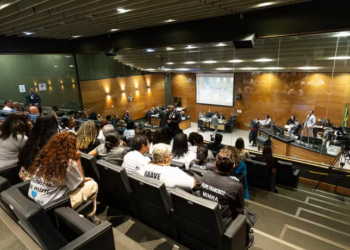 Tribunal do Júri absolve PMs acusados pela morte de adolescente na Cidade de Deus