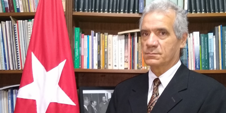Sanções dos EUA contra petróleo destinado a Cuba ampliam crise econômica, diz embaixador
