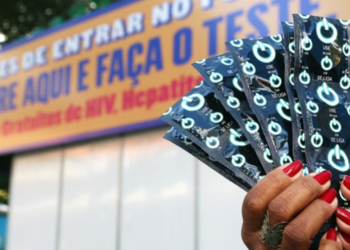 Sífilis concentra maioria dos casos de IST no Carnaval de Salvador em 2026