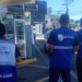 Fiscalização do Procon-Rio no Posto Barcelos, na Zona Norte do Rio, termina em registro policial após desentendimento durante vistoria.
