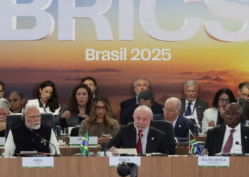 Bloco amplia desdolarização e fortalece integração econômica global.