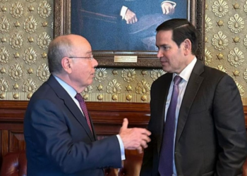 O ministro Mauro Vieira e o secretário de Estado dos EUA, Marco Rubio, conversaram por telefone sobre comércio exterior, segurança e a iminente visita do presidente Lula a Washington, em março.