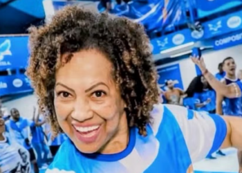 Jussara Ferreira, sambista da Portela há 20 anos, morreu aos 66 anos durante ensaio técnico da escola de samba no Rio de Janeiro. Velório será nesta segunda-feira em Inhaúma.