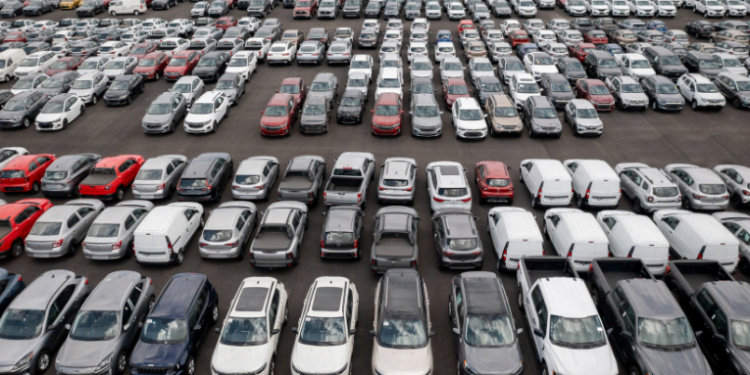 Em janeiro de 2026, a China ultrapassou a Argentina como maior fornecedora de veículos para o Brasil. Carros chineses chegam totalmente montados e crescem no mercado nacional.