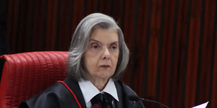 TSE divulga dez recomendações de conduta para juízes eleitorais visando garantir imparcialidade, transparência e ética durante as eleições de outubro.