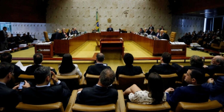 PL aciona STF e pede reconhecimento de irregularidades na gestão fiscal do governo Lula.