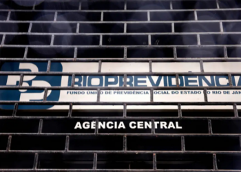 Ex-presidente da Rioprevidência, Deivis Marcon Antunes, é preso na segunda fase da Operação Barco de Papel, que investiga investimentos irregulares no Banco Master.