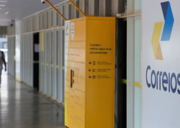 O Conselho Monetário Nacional autorizou os Correios a contratar mais R$ 8 bilhões em empréstimos, completando um pacote de R$ 20 bilhões com garantia do Tesouro Nacional e mudanças nos limites de crédito público para 2026.