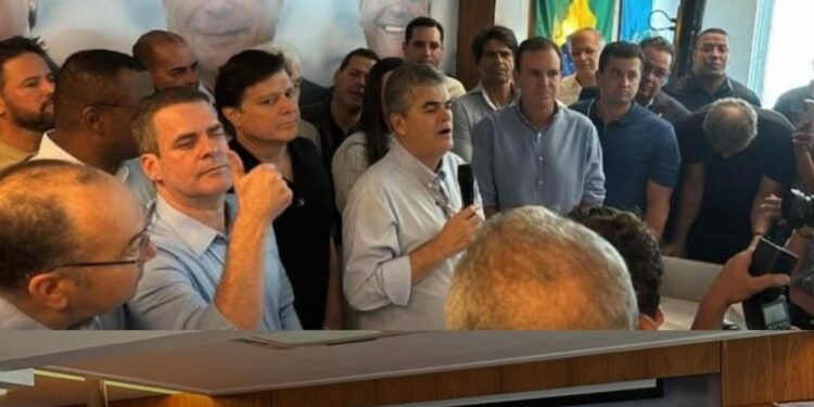O Tabuleiro da Baixada: como a aliança de Paes com a família Reis embaralha a corrida ao Palácio Guanabara