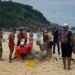 Uma asa-delta caiu na manhã deste sábado na Praia de São Conrado, Zona Sul do Rio de Janeiro, provocando a morte de duas pessoas. Equipes de resgate atuaram no local e perícia investiga causas.