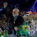 Em coletiva em Nova Deli, Lula esclarece polêmica de ala “neoconservadores em conserva” e reforça que homenagem no Carnaval teve caráter pessoal, sem relação ideológica.